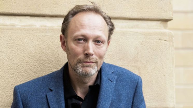 Lars Mikkelsen