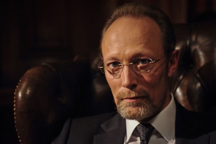 Lars Mikkelsen