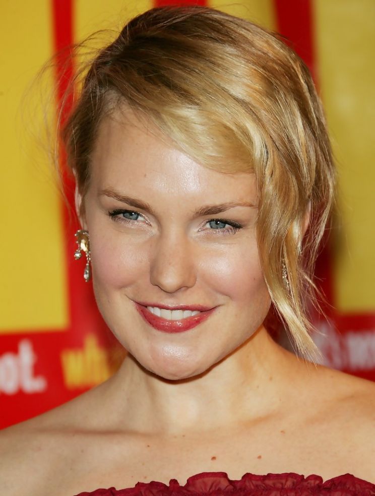 Laura Allen