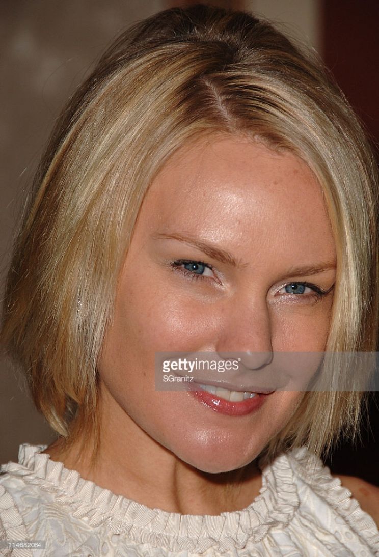 Laura Allen