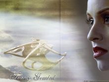 Laura Bertram photo