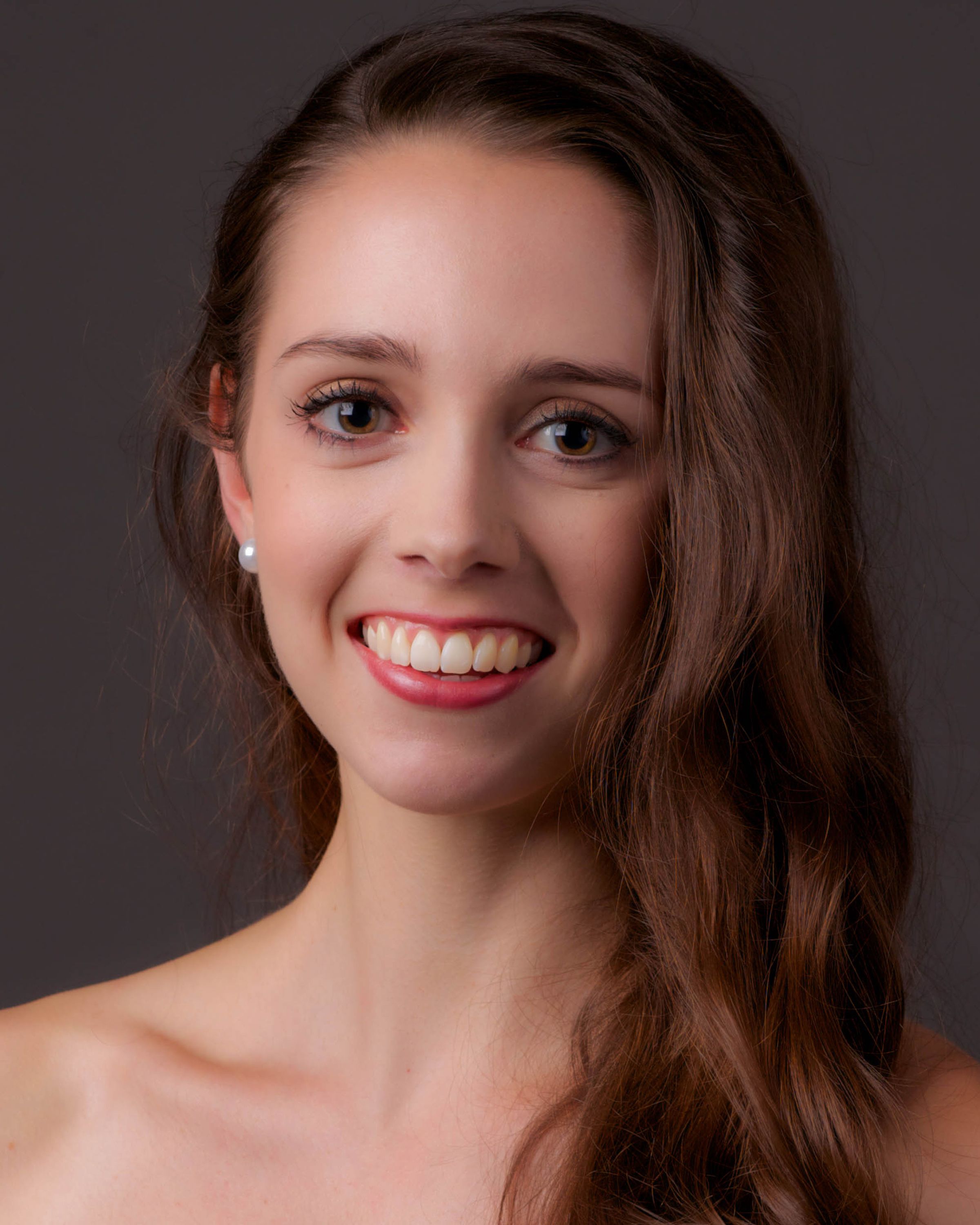 Pictures of Laura Dean