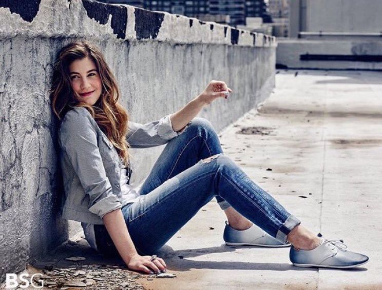 Laura Dreyfuss