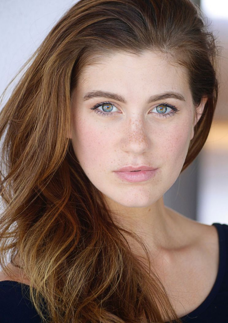 Laura Dreyfuss