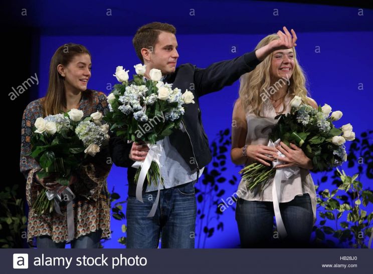 Laura Dreyfuss