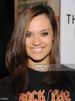 Laura Flannery #682956 picture (Portrait Medium)