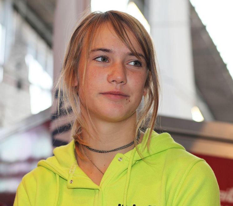 Laura Holland