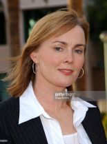 Laura Innes