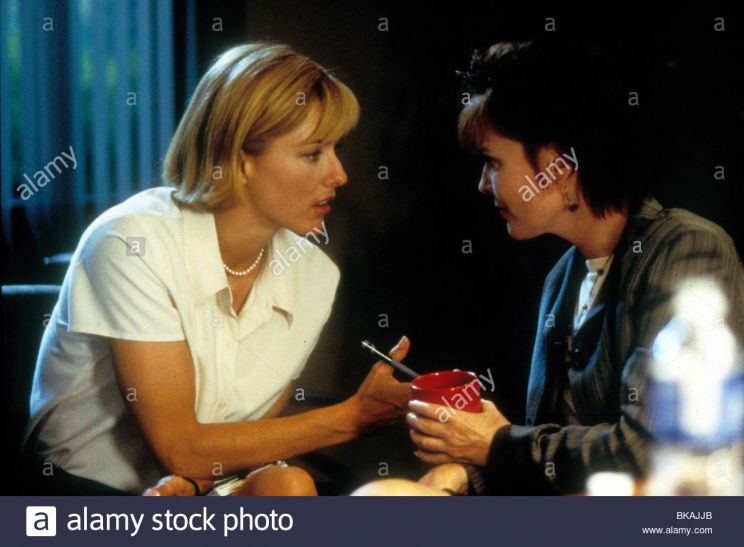Laura Innes