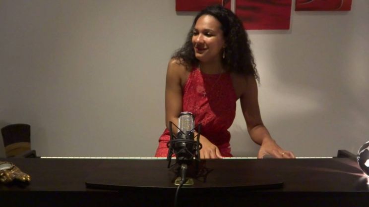 Laura Izibor