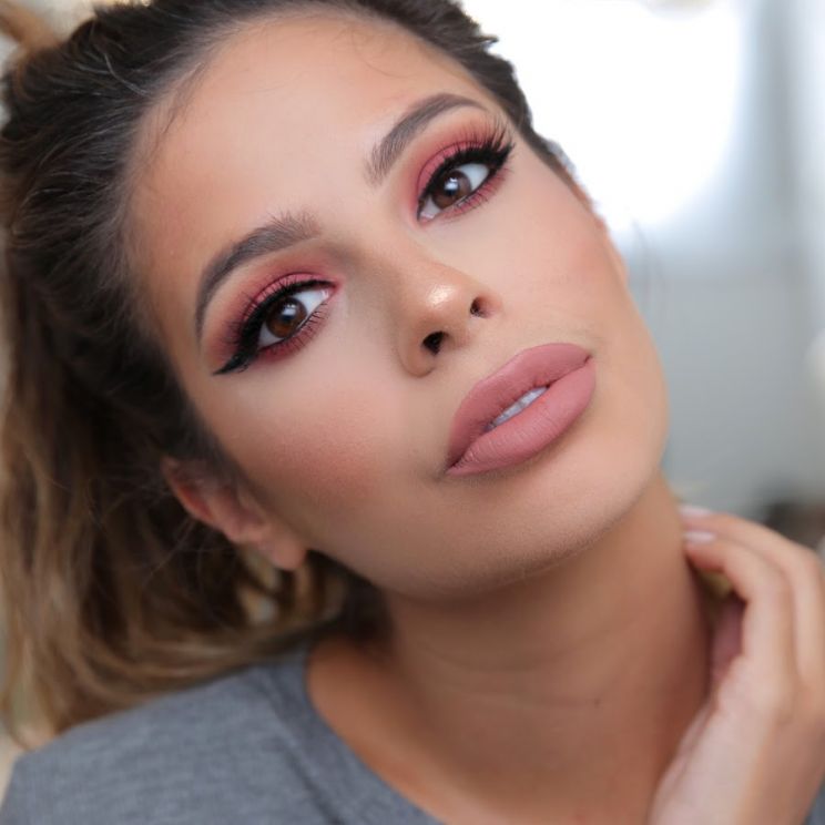 Laura Lee