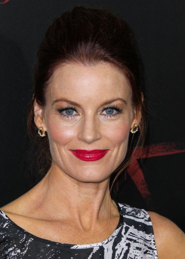 Laura Leighton