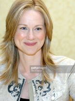 Laura Linney