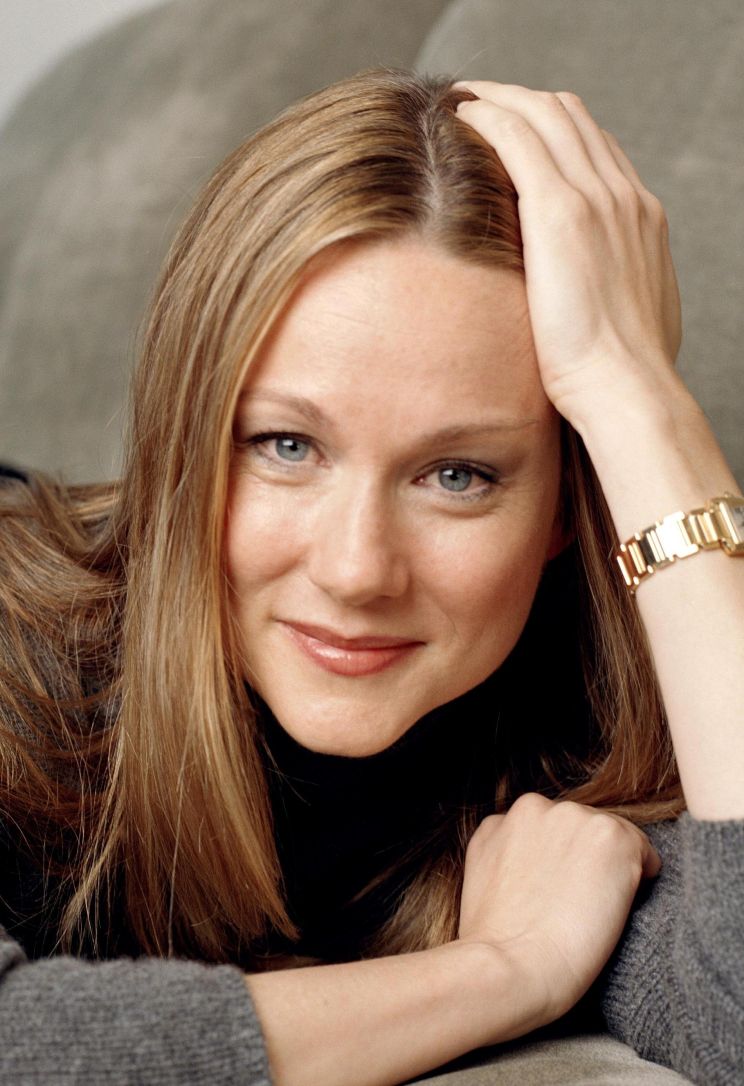 Laura Linney