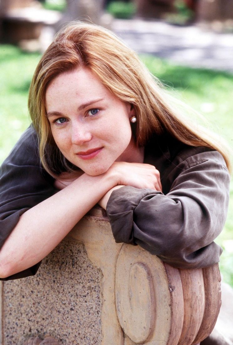 Laura Linney