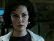 Laura Mennell photo