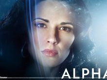 Laura Mennell photo