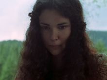Laura Mennell photo