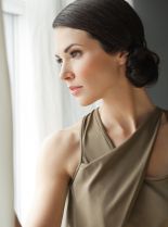 Laura Mennell