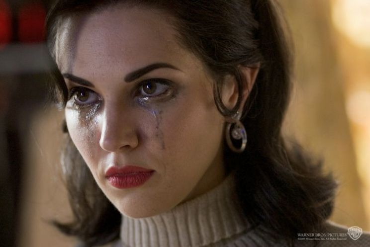 Laura Mennell