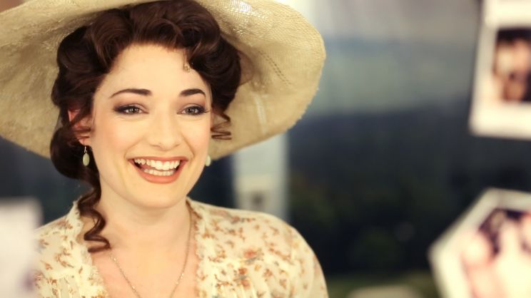 Laura Michelle Kelly