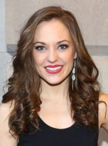 Laura Osnes