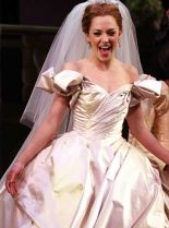 Laura Osnes photo