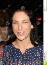 Laura Silverman photo