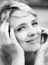 Laura Tonke #3944244 picture (Portrait Medium)