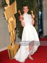 Laura Tonke #3944261 picture (Portrait Medium)