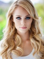 Laura Vandervoort