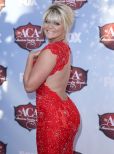 Lauren Alaina