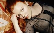 Lauren Ambrose