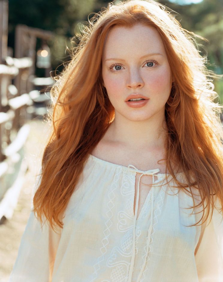 Lauren Ambrose