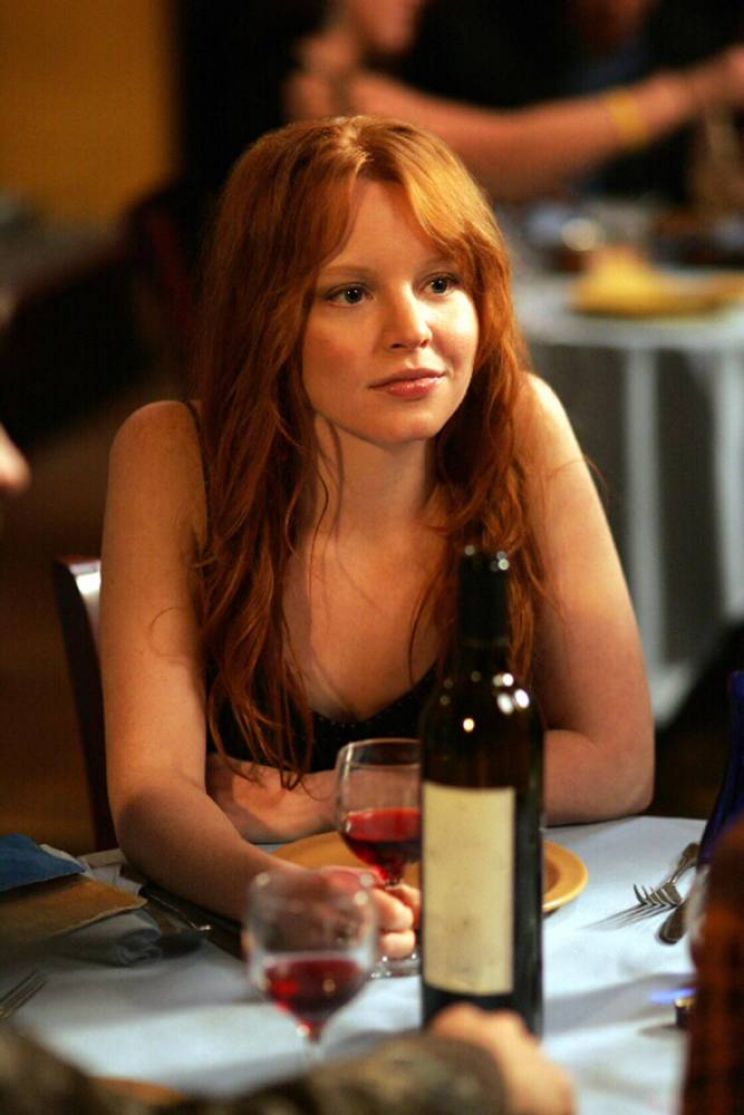 Lauren Ambrose