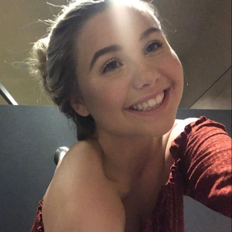 Lauren Avery