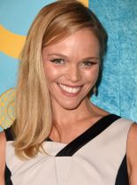 Lauren Bowles