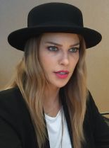 Lauren German