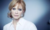 Lauren Holly