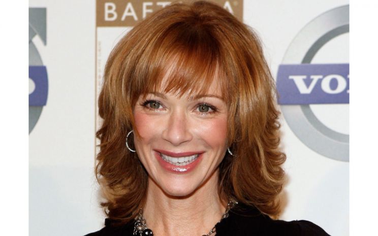 Lauren Holly