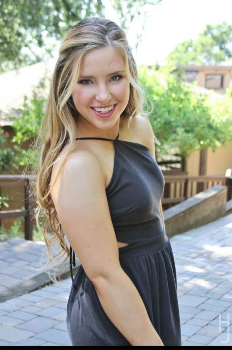 Lauren O'Neil