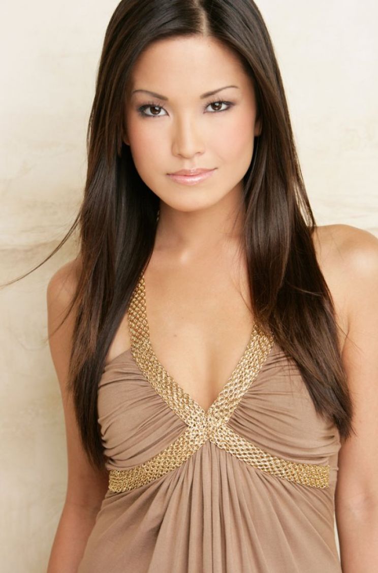 Lauren Shiohama