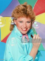 Lauren Tewes photo