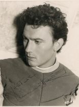 Laurence Harvey