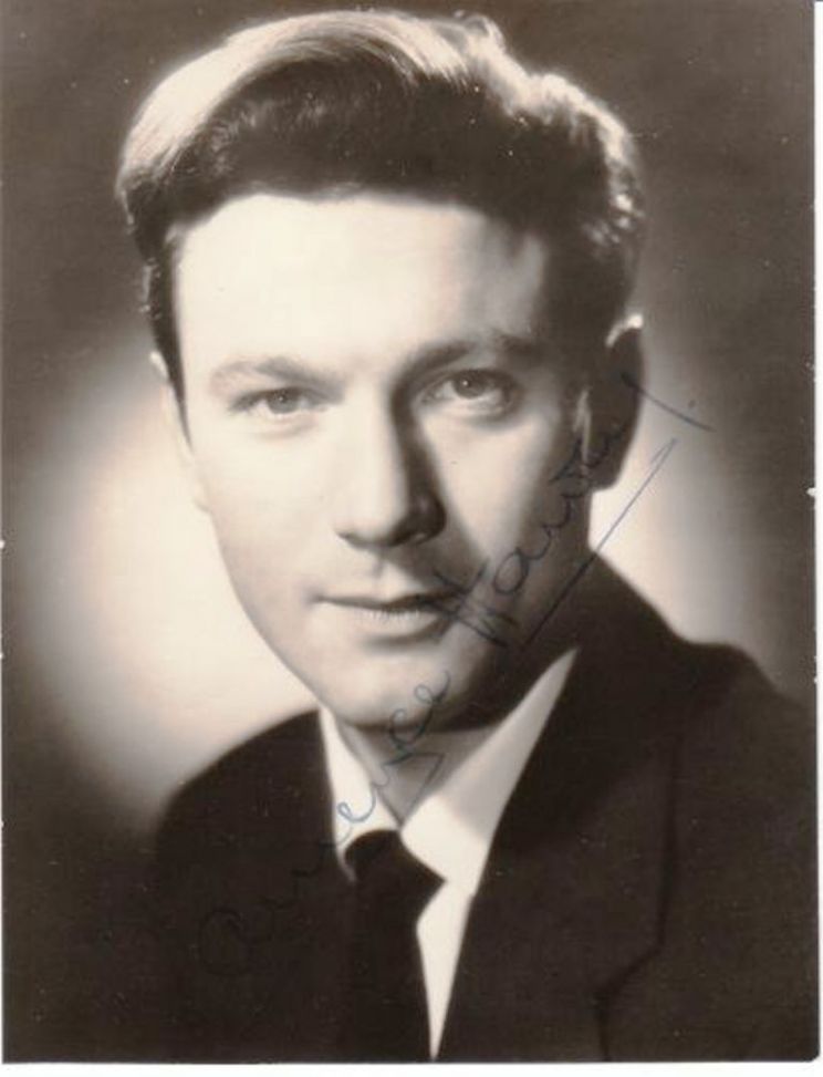 Laurence Harvey