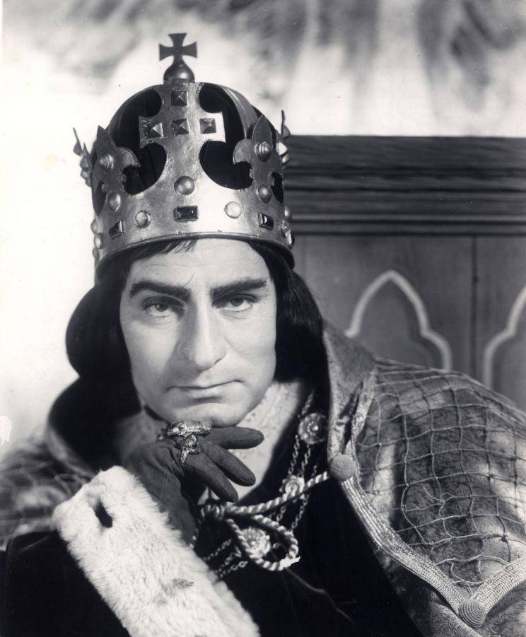 Laurence Olivier