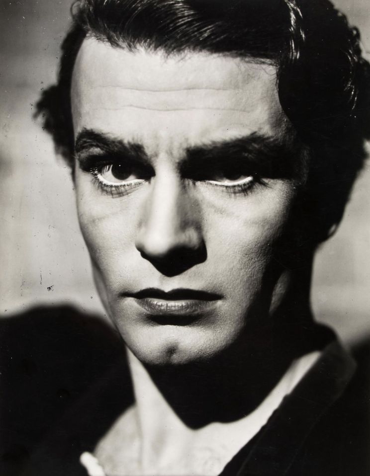 Laurence Olivier