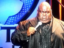 Lavell Crawford