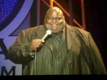 Lavell Crawford