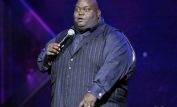 Lavell Crawford